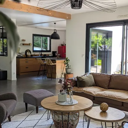 Maison Architecte, Parc Arbore & Bbq, 10 Min Du Circuit Holiday home *